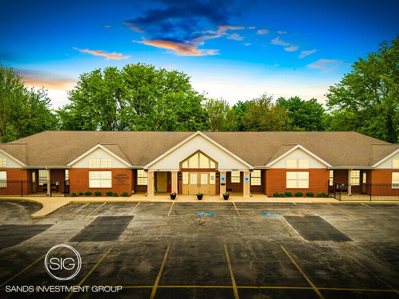 3180 N Aurora Rd, Aurora, IL à vendre - Photo principale - Image 1 de 5