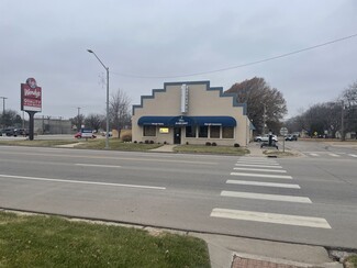 Plus de détails pour 1603 Main St, Winfield, KS - Vente au détail à vendre