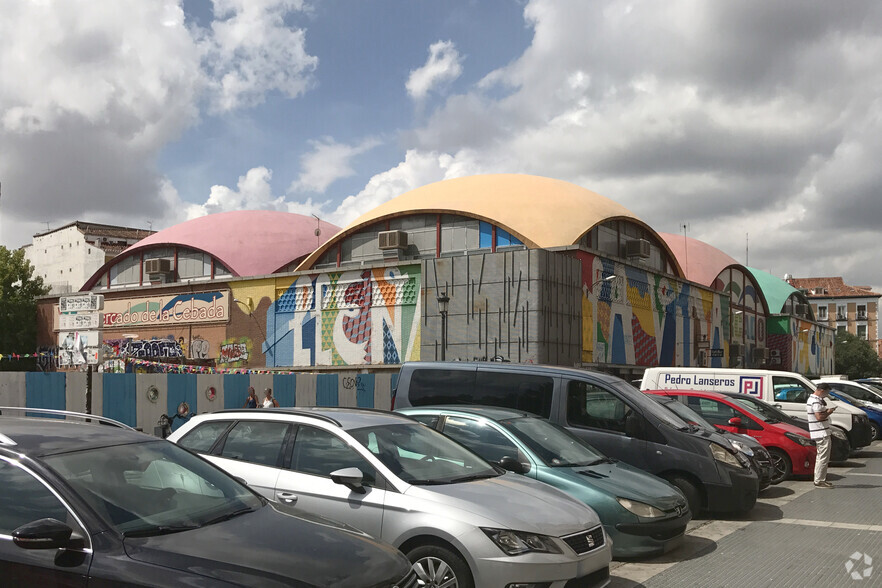 Plaza Cebada, 17, Madrid, Madrid à louer - Photo du bâtiment - Image 1 de 4