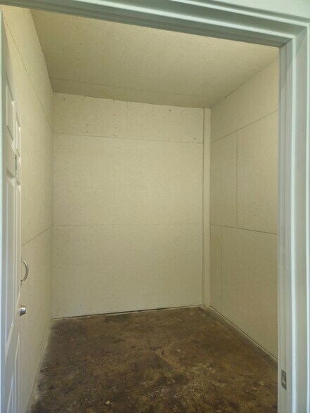 2824 Freemansburg Ave, Easton, PA à louer - Photo du bâtiment - Image 3 de 6