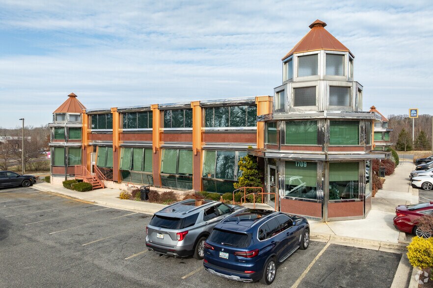 1709 Transportation Blvd, Crofton, MD à vendre - Photo principale - Image 1 de 4