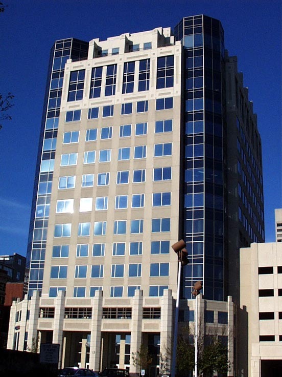 100 Peabody Pl, Memphis, TN for lease Building Photo- Image 1 of 6