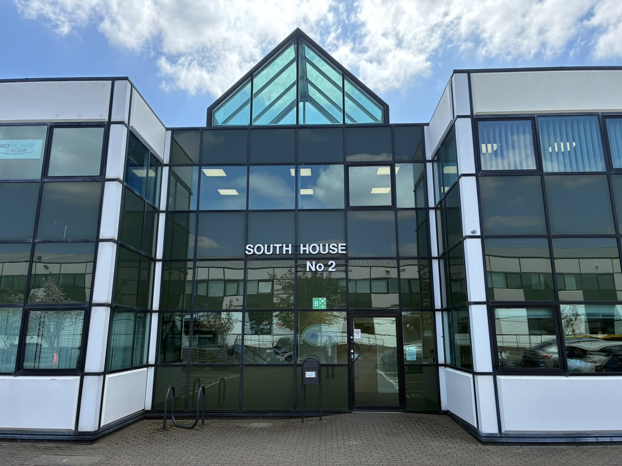 Bond Ave, Milton Keynes for lease Building Photo- Image 1 of 6