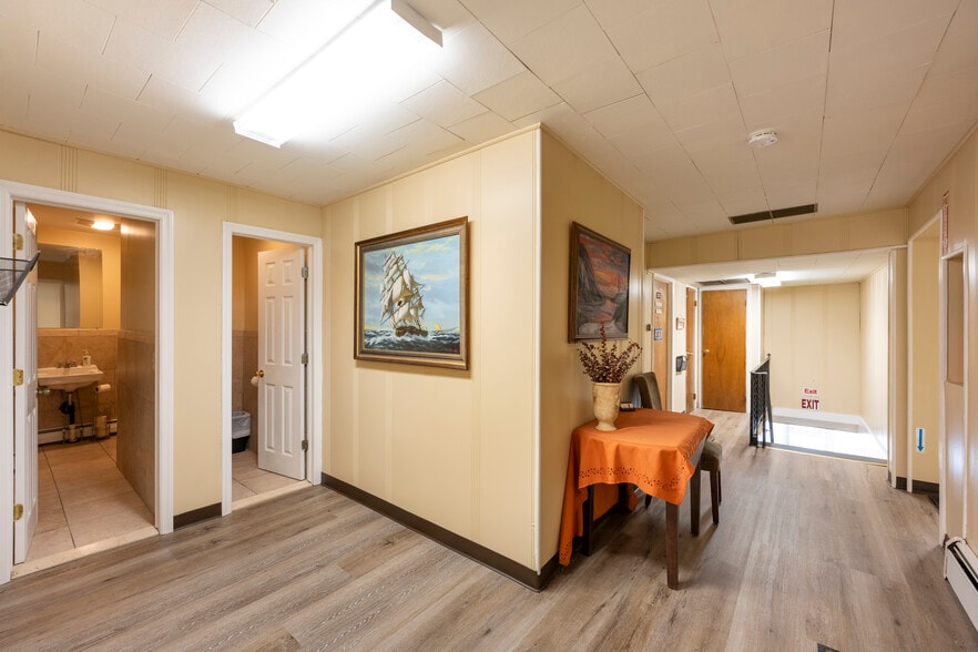 64 Gleneida Ave, Carmel, NY for lease - Building Photo - Image 2 of 18