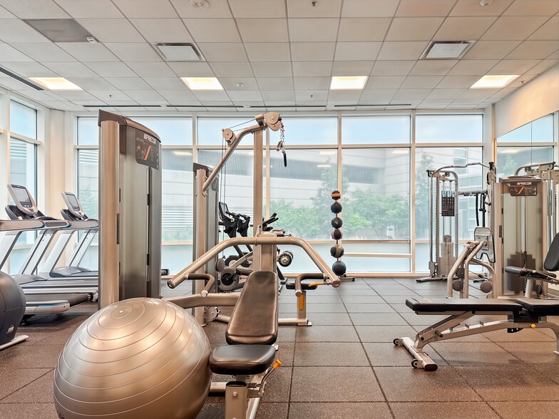 4600 S Syracuse St, Denver, CO for lease - Interior Photo - Image 1 of 15