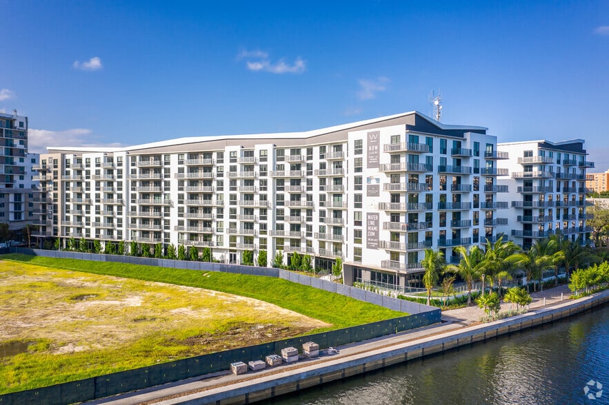 1001 NW 7th St, Miami, FL for sale - Building Photo - Image 2 of 72