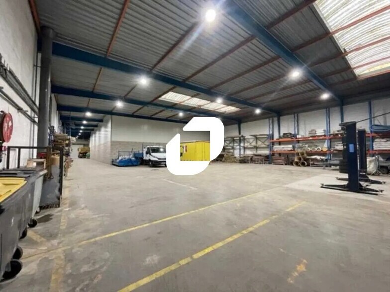 8 Allée Du Grand Pré, Marines à vendre - Photo du bâtiment - Image 3 de 13