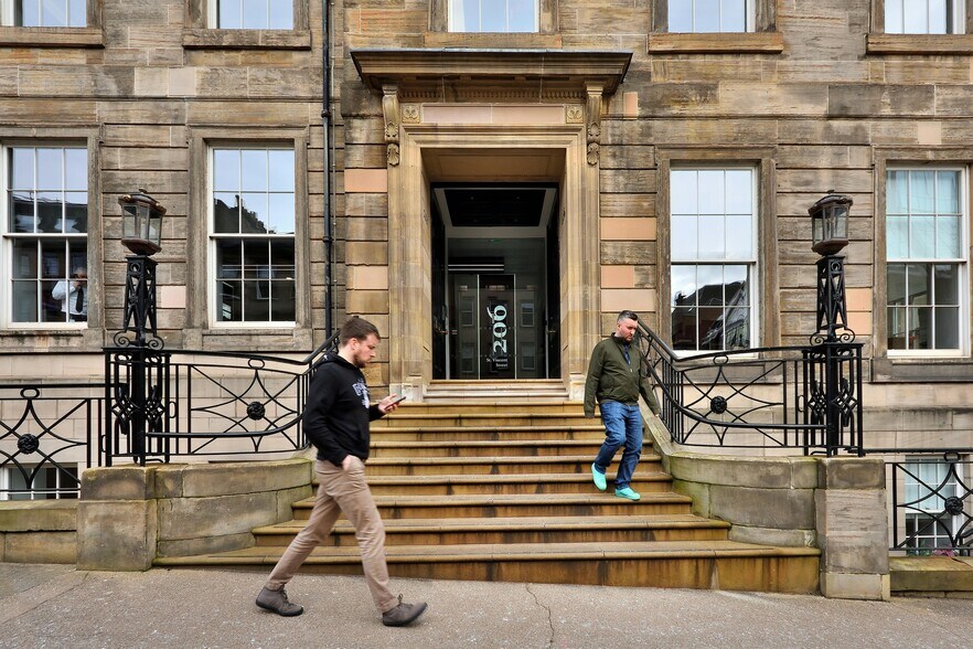 206 St. Vincent St, Glasgow à louer - Photo du bâtiment - Image 1 de 13