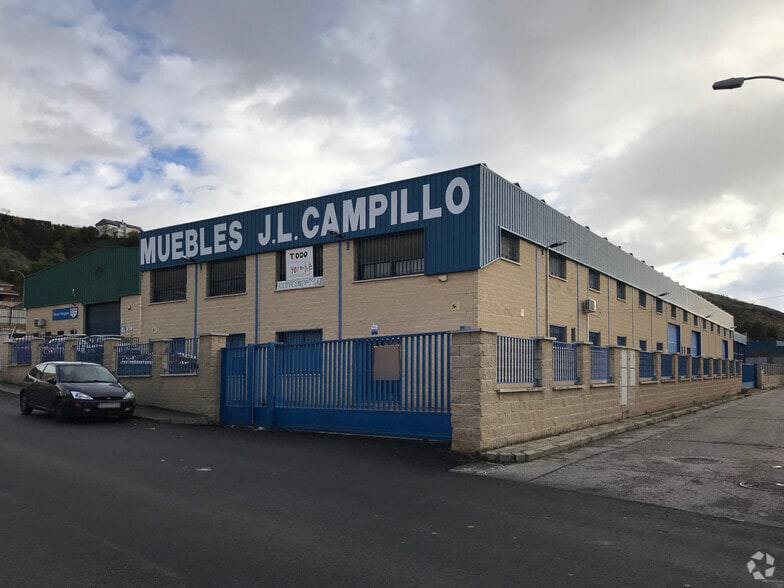 Industrial in Paracuellos de Jarama, Madrid for lease - Primary Photo - Image 1 of 3