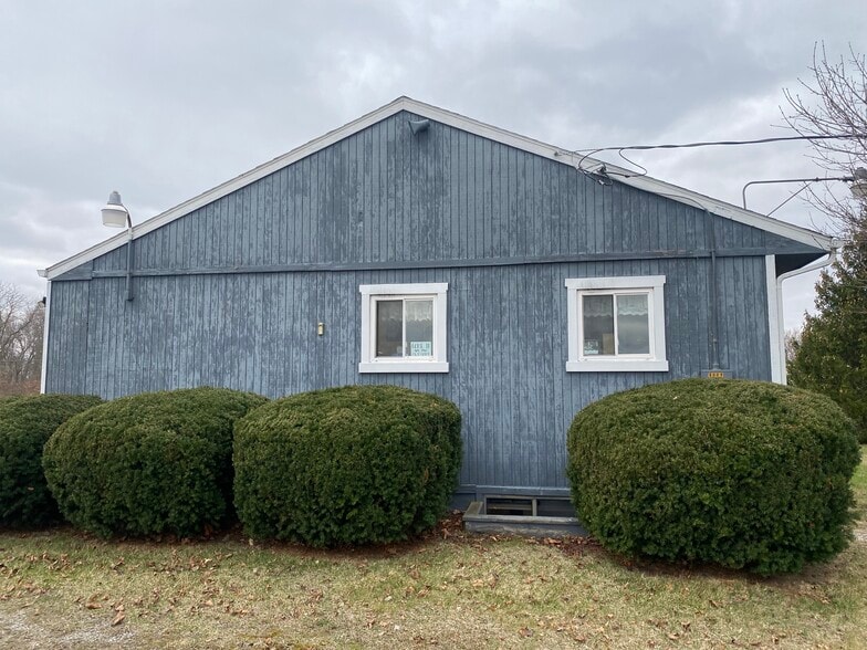 8009 N McKinley Rd, Flushing, MI for sale - Primary Photo - Image 1 of 18