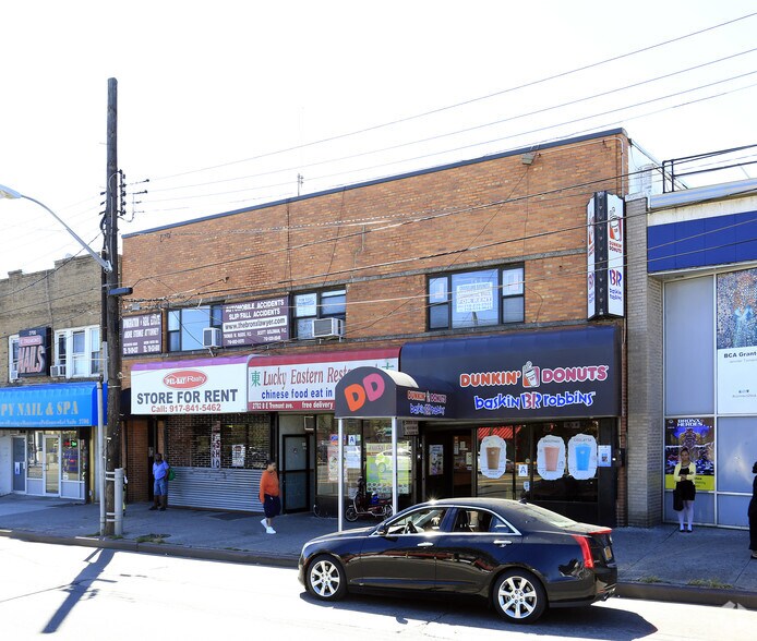 2702-2704 E Tremont Ave, Bronx, NY for lease - Building Photo - Image 3 of 15