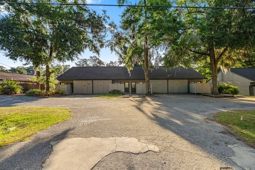 4111 SE 22nd Ave, Ocala, FL à vendre - Photo du bâtiment - Image 2 de 18