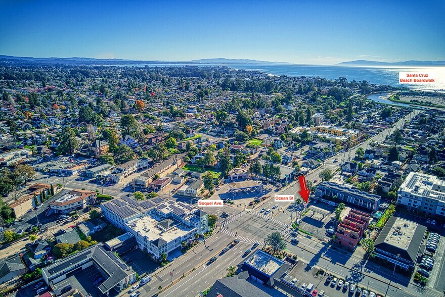 433A Ocean St, Santa Cruz, CA à vendre - Photo du bâtiment - Image 3 de 17