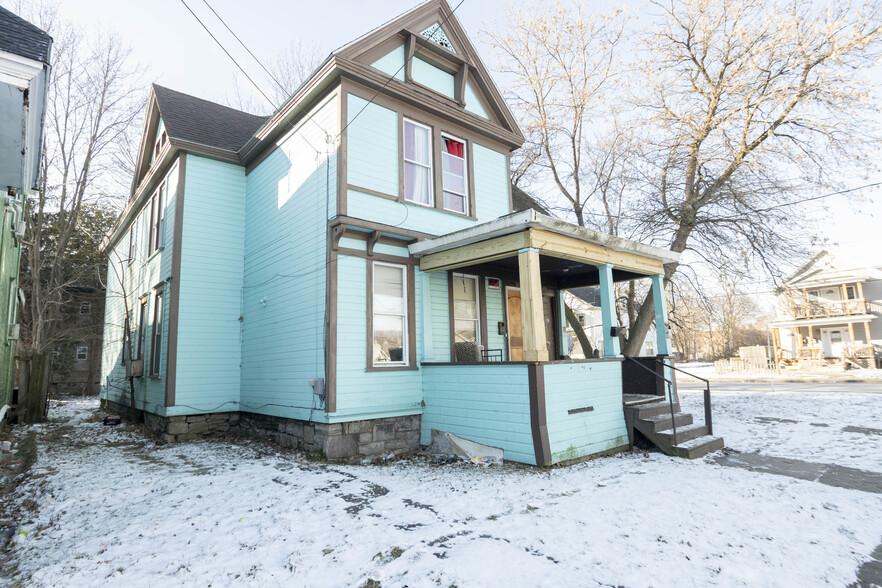 525 Tallman St, Syracuse, NY for sale - Primary Photo - Image 1 of 1