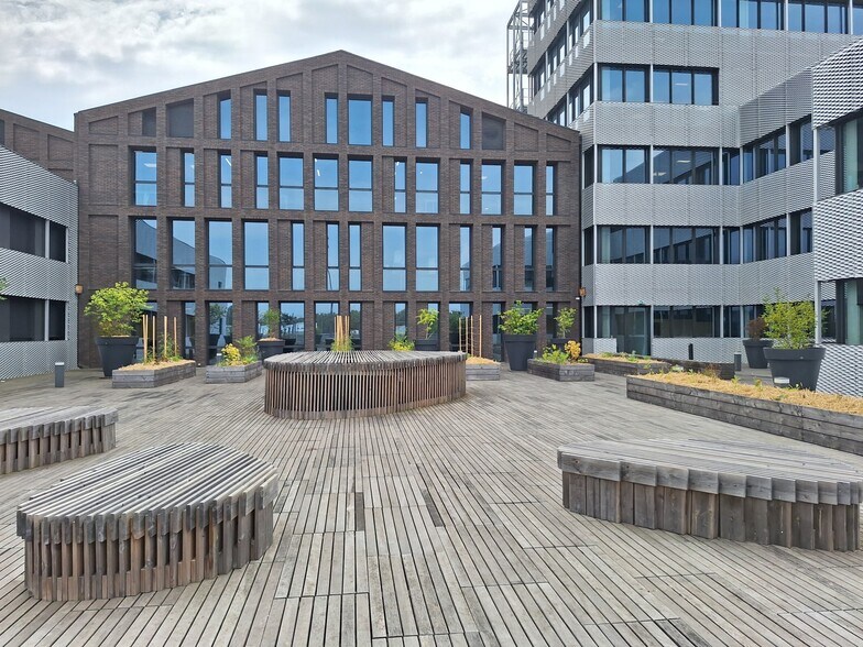 171 Rue Lucien Faure, Bordeaux à louer - Photo du bâtiment - Image 1 de 10