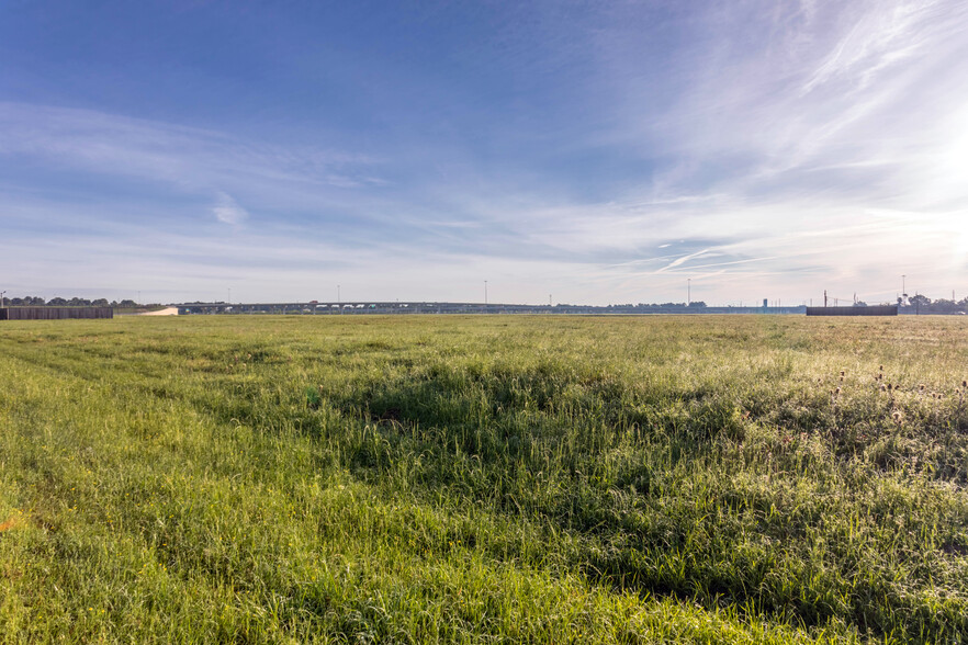 State Highway 249 & Grand Pky, Tomball, TX à louer - Photo de construction - Image 2 de 3