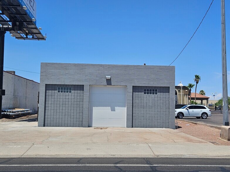 3124 E Washington St, Phoenix, AZ à louer - Photo du bâtiment - Image 3 de 4
