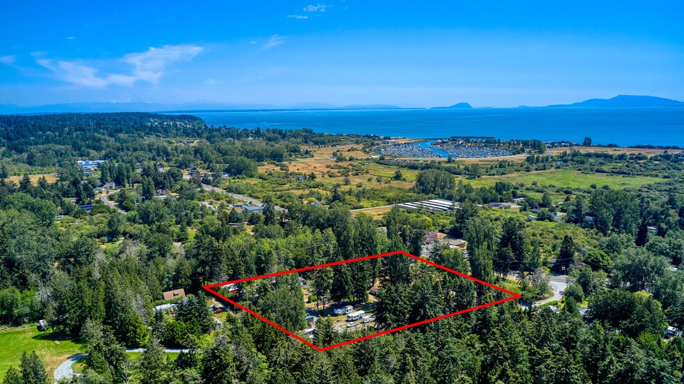1408 Gulf Rd, Point Roberts, WA for sale - Building Photo - Image 1 of 7