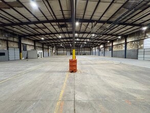 120 McDougall Ct, Greenville, SC for lease Interior Photo- Image 2 of 10