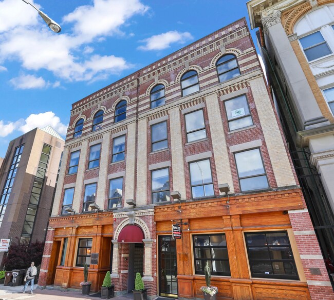 Plus de détails pour 92-94 Church St, New Brunswick, NJ - Bureau à louer