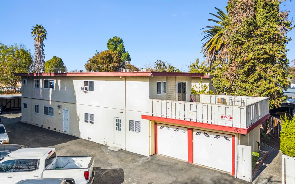 2041 Beatrice Ct, San Jose, CA à vendre - Photo du bâtiment - Image 2 de 12