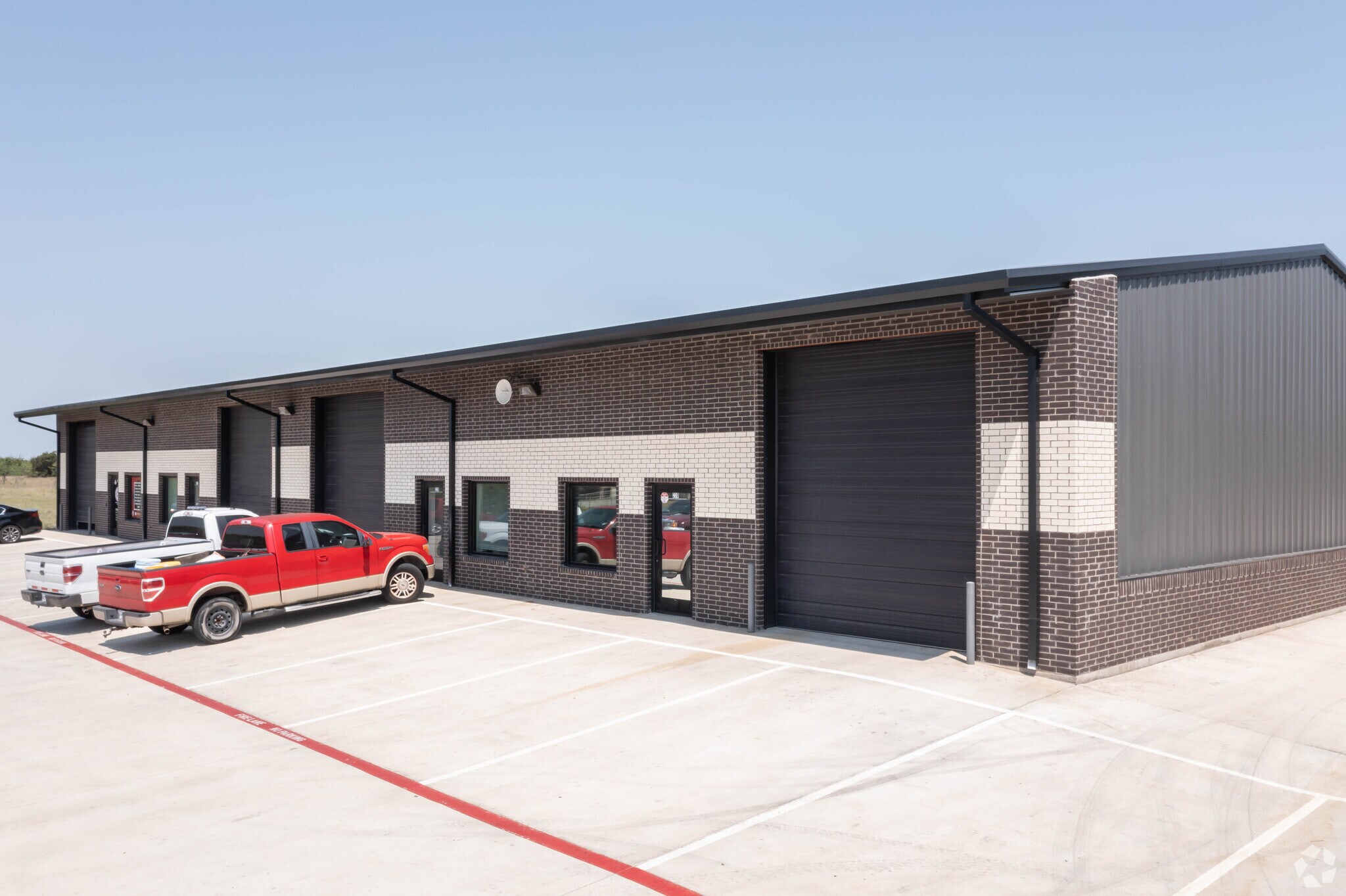 3912 Williamson Rd, Crowley, TX for lease Primary Photo- Image 1 of 20