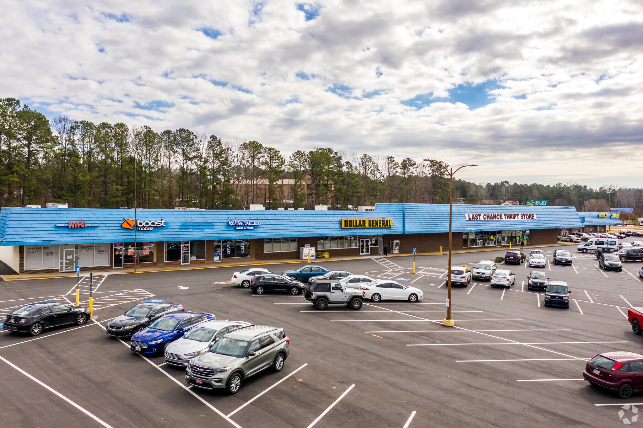 900 Thornton Rd, Lithia Springs, GA for lease Primary Photo- Image 1 of 17