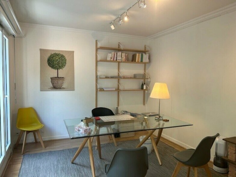 15 Boulevard Béranger, Tours for lease - Interior Photo - Image 2 of 5