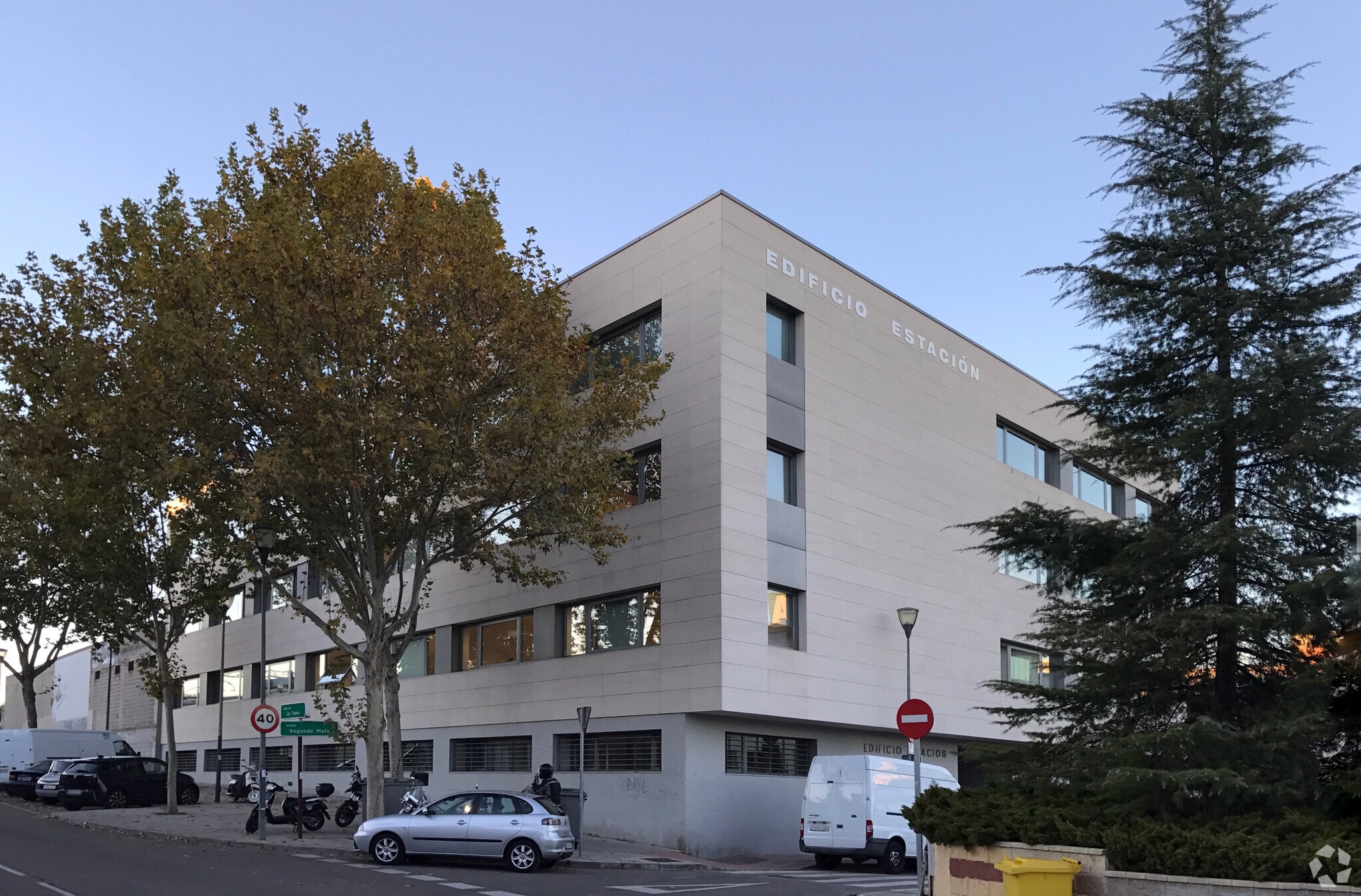 Calle Segundo Mata, 6, Pozuelo de Alarcón, Madrid for lease Primary Photo- Image 1 of 15