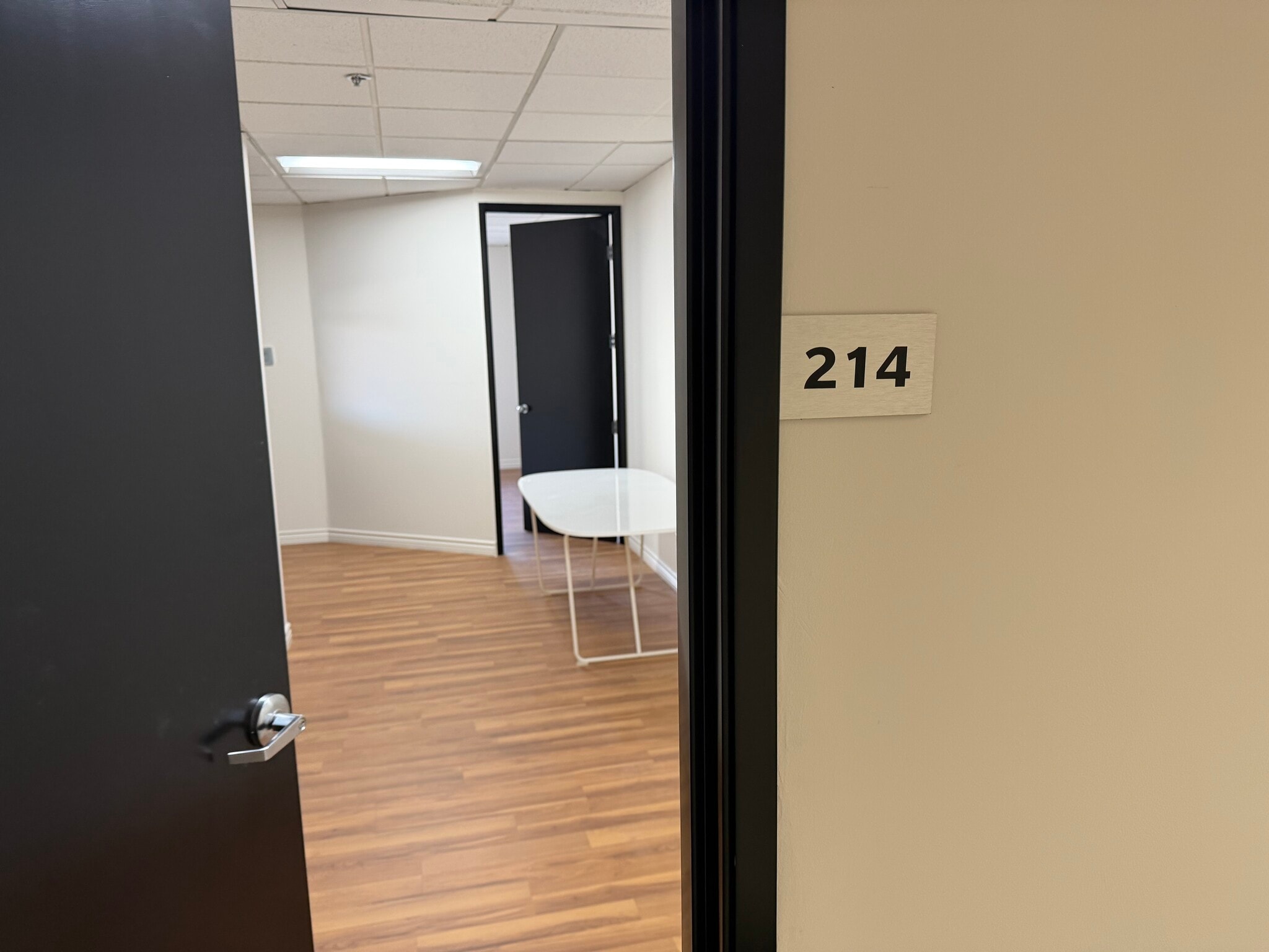 7301 Topanga Canyon Blvd, Canoga Park, CA for lease Interior Photo- Image 1 of 12