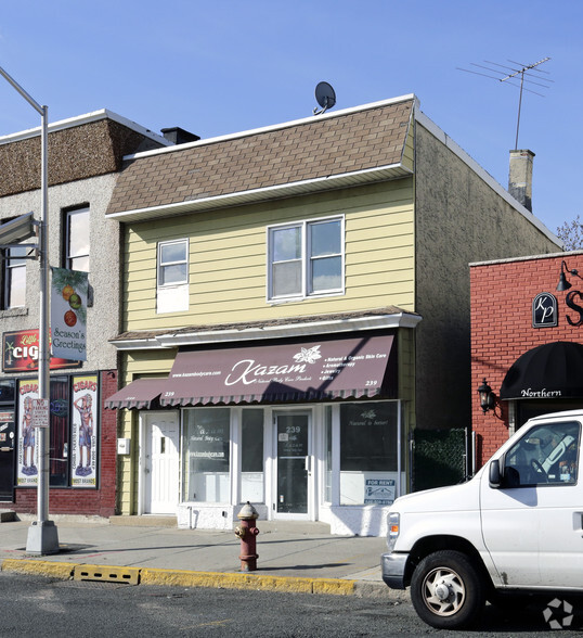 239 Broadway, Bayonne, NJ for sale - Primary Photo - Image 1 of 1