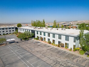 4110 Rio Bravo Dr, El Paso, TX for lease Interior Photo- Image 1 of 3