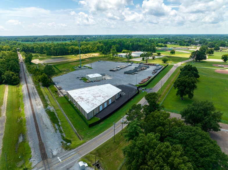 4909 Jack Huffman Blvd, Millington, TN for lease - Building Photo - Image 1 of 8