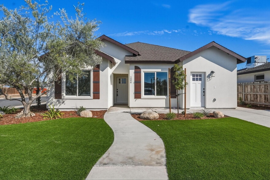 1646 Clinton St, Delano, CA à vendre - Photo du bâtiment - Image 2 de 42