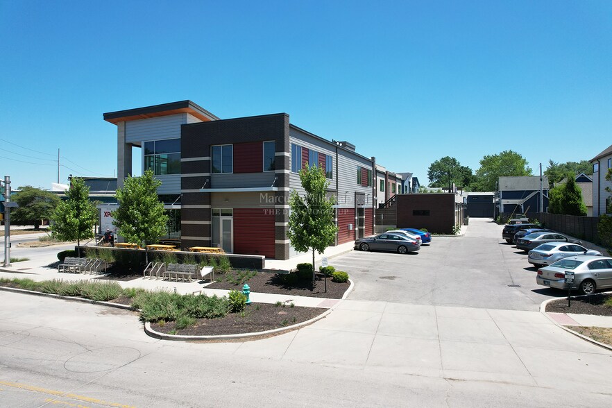 985 Dorman St, Indianapolis, IN à louer - Photo du bâtiment - Image 3 de 21