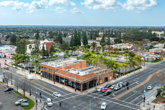 100 S Main St, Santa Ana, CA - AÉRIEN  Vue de la carte