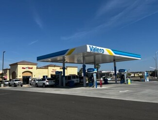 Plus de détails pour 14859 Whitesbridge, Kerman, CA - Vente au détail à vendre