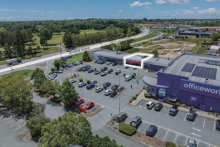 130 Gympie Rd, Strathpine for lease - Neighborhood Photo - Image 2 of 3