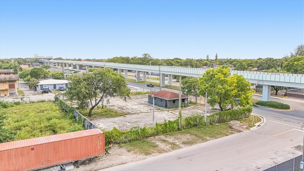 6801 NW 27th Ave, Miami, FL for sale - Aerial - Image 2 of 26