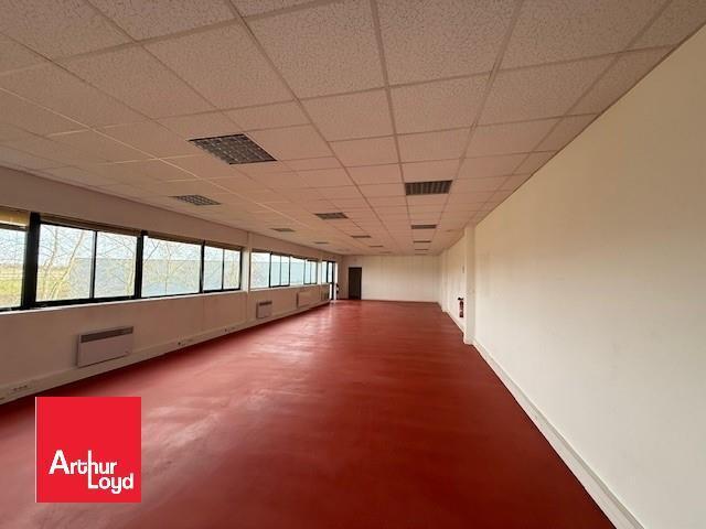 Office in Chartres for lease - Interior Photo - Image 3 of 5