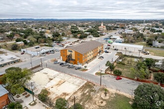 711 Main St, Bandera, TX - Aérien Vue de la carte