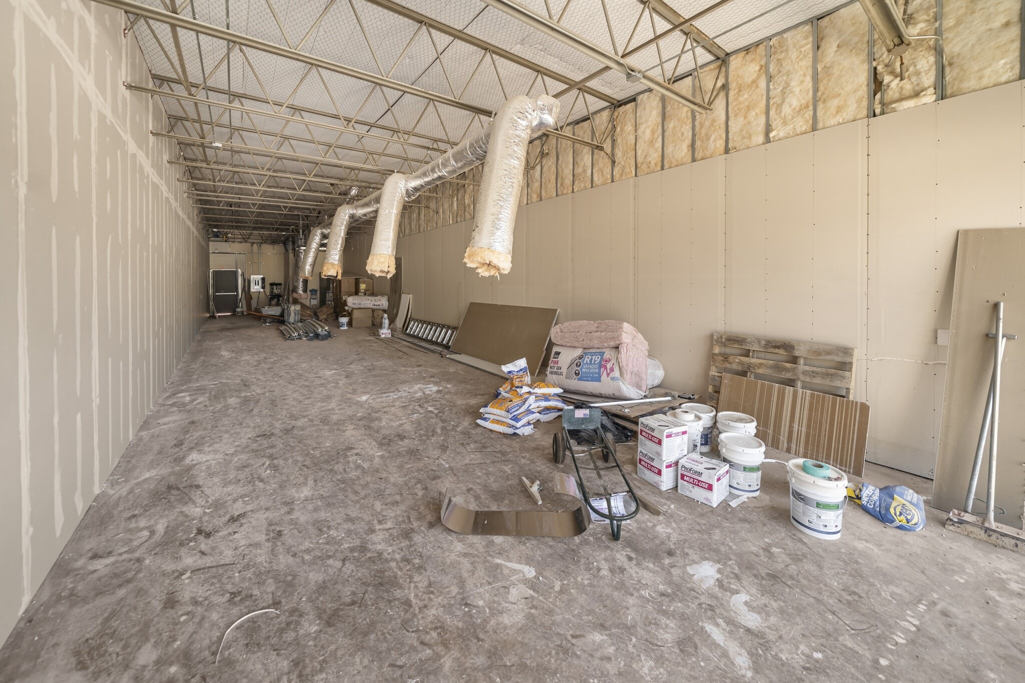 3400-3502 S Broadway, Tyler, TX for lease Interior Photo- Image 1 of 2