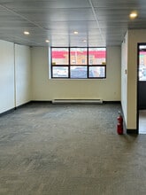 325 Rocky Lake Dr, Bedford, NS for lease Interior Photo- Image 2 of 3