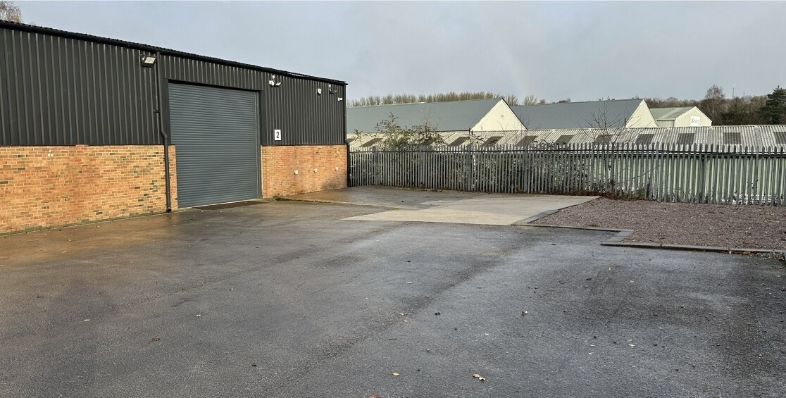 Foxwood Rd, Chesterfield à louer Photo principale- Image 1 de 2