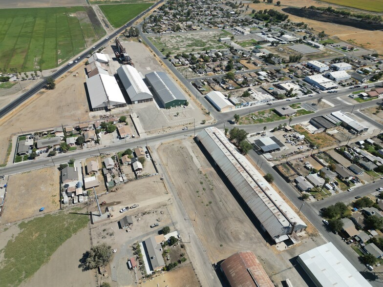 20500 Main St, Stratford, CA à vendre - Photo du bâtiment - Image 2 de 29
