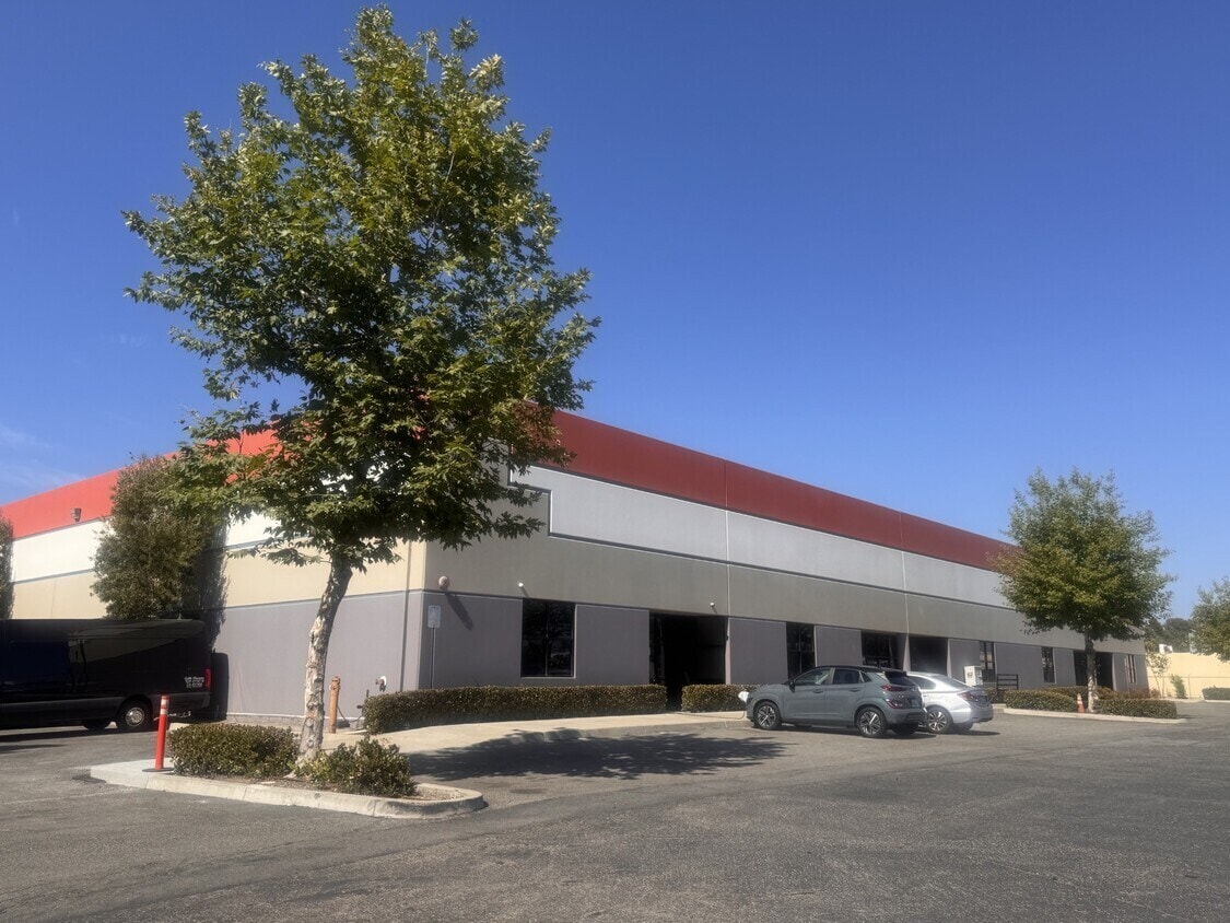 8475 Artesia Blvd, Buena Park, CA for lease Building Photo- Image 1 of 3