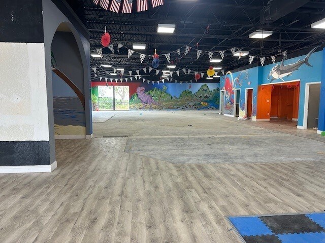 1415 Dr Martin Luther King Jr Blvd, Leesburg, FL à vendre - Photo du bâtiment - Image 2 de 6