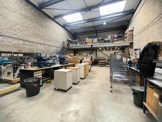 More details for 6 Avenue Roland Moreno, Frépillon - Flex for Lease