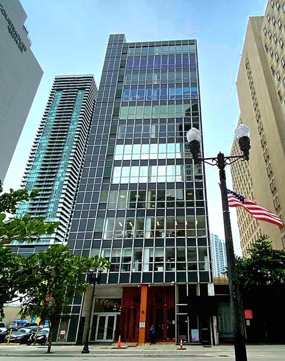 66-68 W Flagler St, Miami, FL à vendre Photo du bâtiment- Image 1 de 19