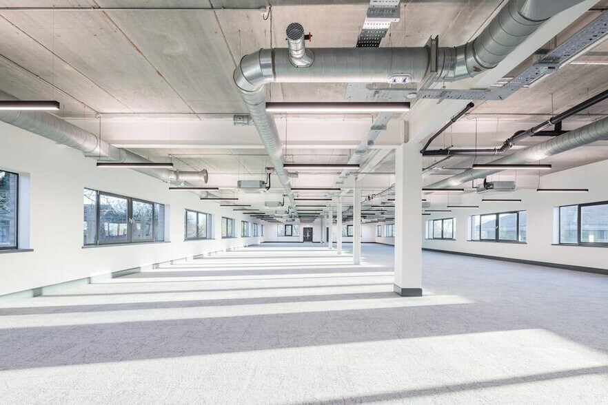 4 Ridgeway, Birmingham à louer - Photo du bâtiment - Image 3 de 54